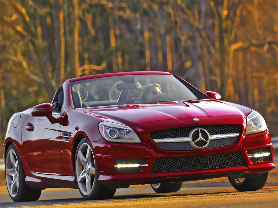  Mercedes-Benz SLK350 AMG with Sports Package 2011 года  (US) (фото 1 из 26)
